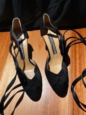 Maud Frizon Satin quilted design. Worn once. Indoors. Size 8. 38